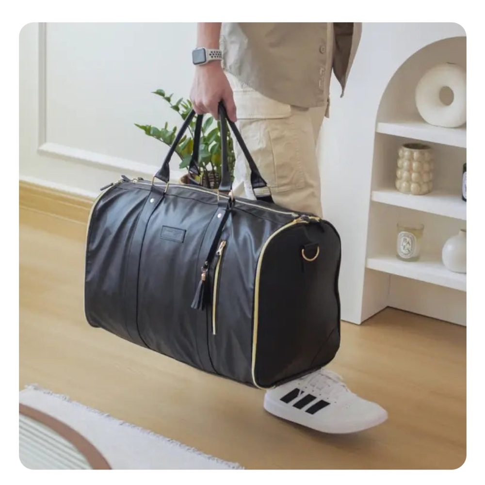 Jenni Black and Gold Travel Bag